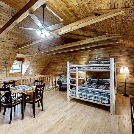 Mountain Lion'S Tales Villa Gatlinburg Bagian luar foto