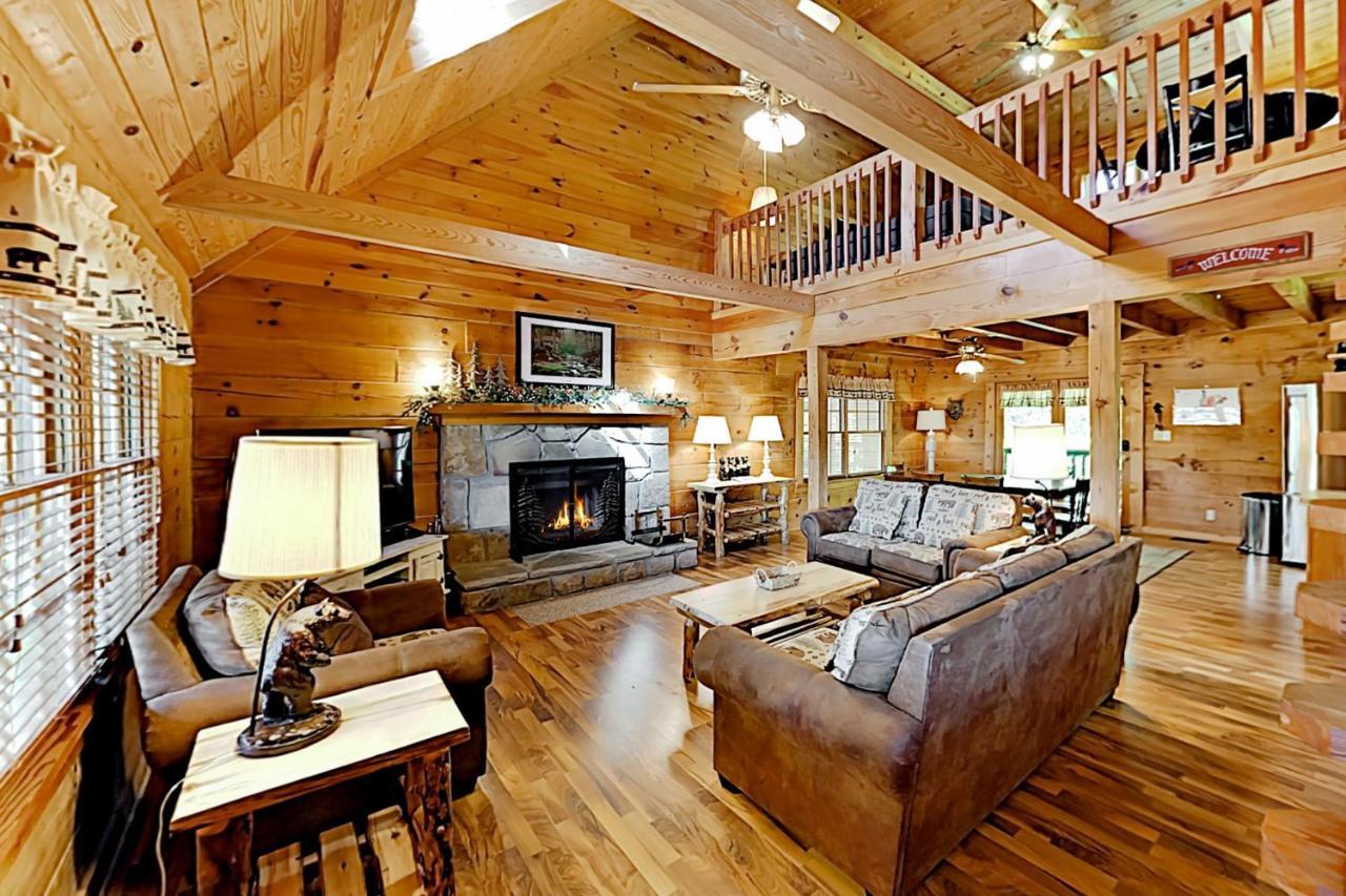 Mountain Lion'S Tales Villa Gatlinburg Bagian luar foto