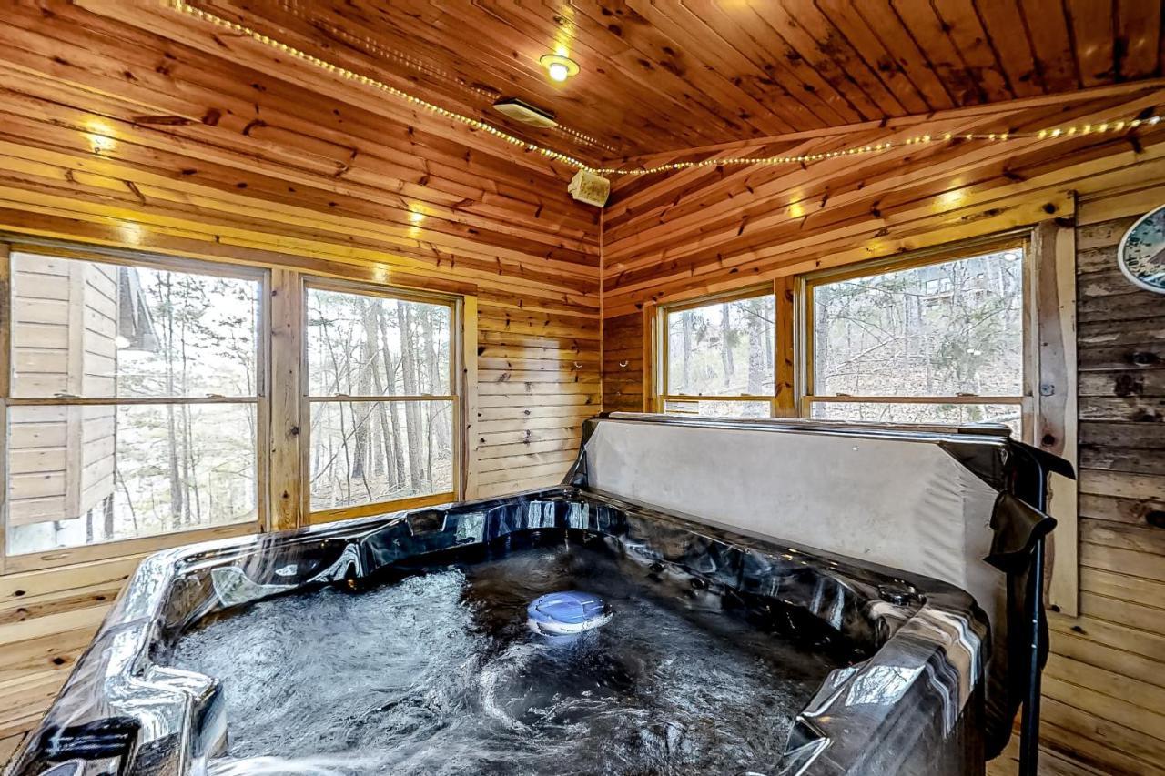 Mountain Lion'S Tales Villa Gatlinburg Bagian luar foto