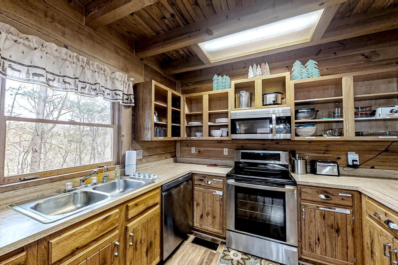 Mountain Lion'S Tales Villa Gatlinburg Bagian luar foto