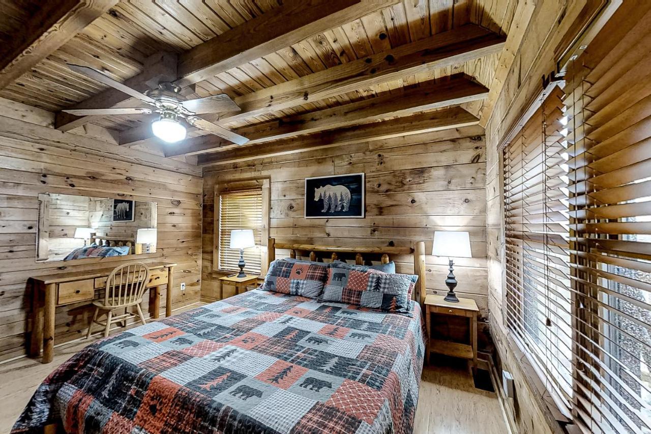 Mountain Lion'S Tales Villa Gatlinburg Bagian luar foto