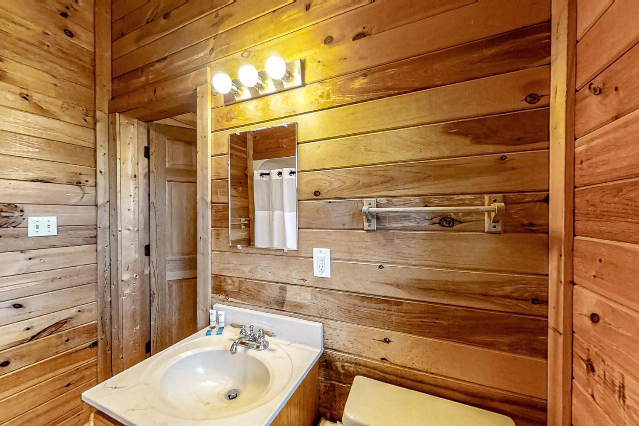 Mountain Lion'S Tales Villa Gatlinburg Bagian luar foto
