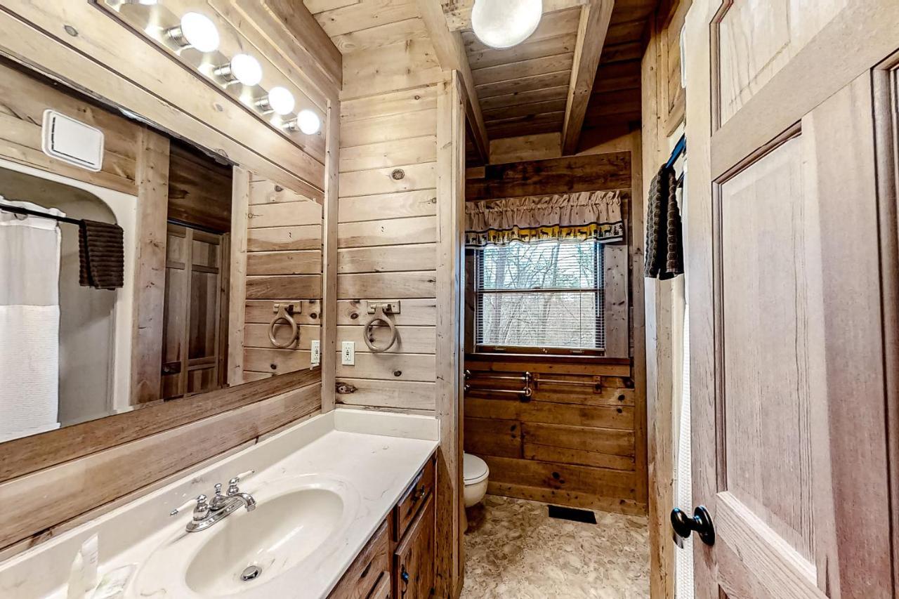 Mountain Lion'S Tales Villa Gatlinburg Bagian luar foto